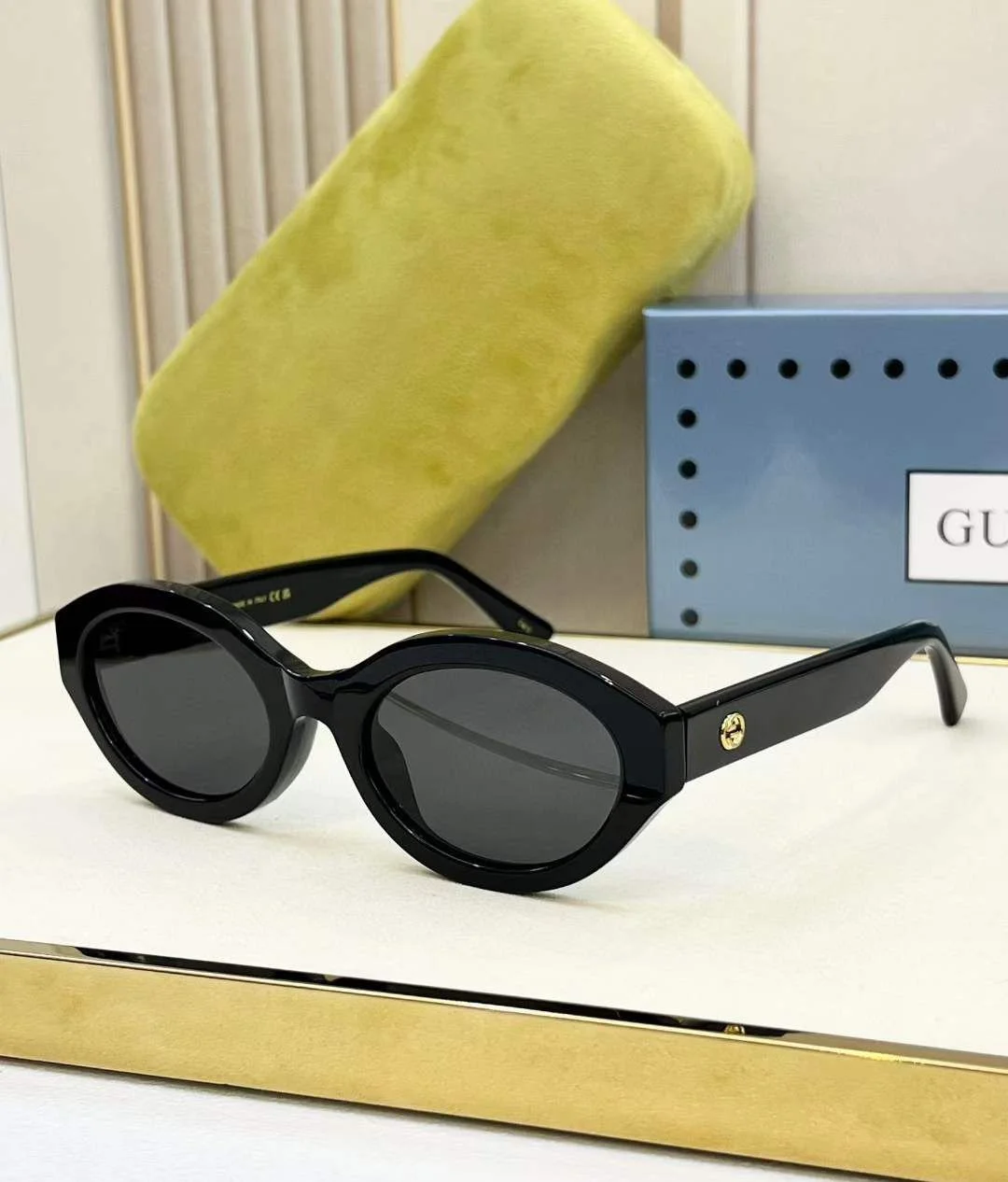 Gucci