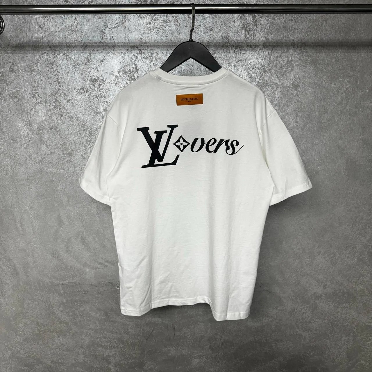 Lv