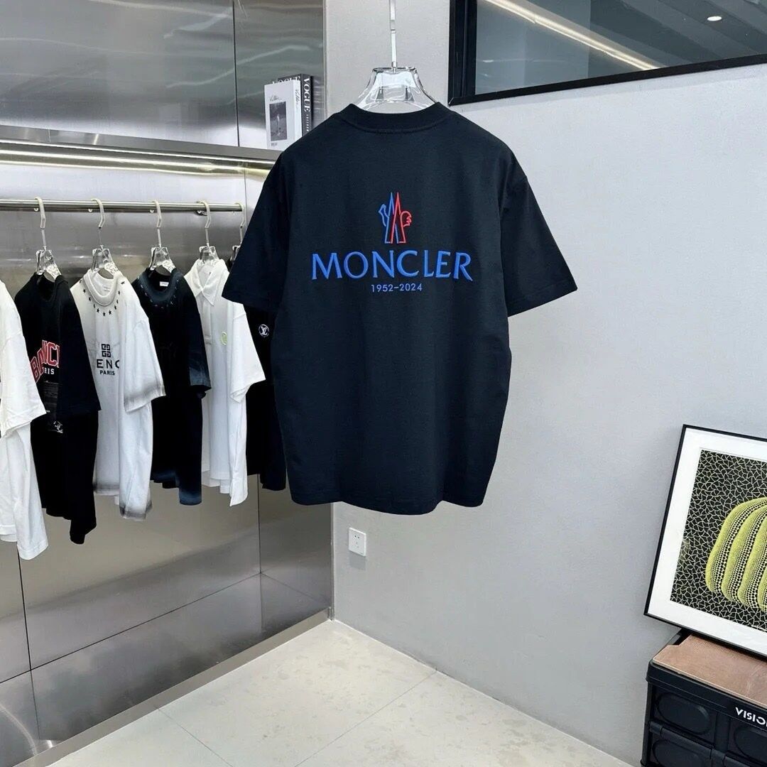 MONCLER