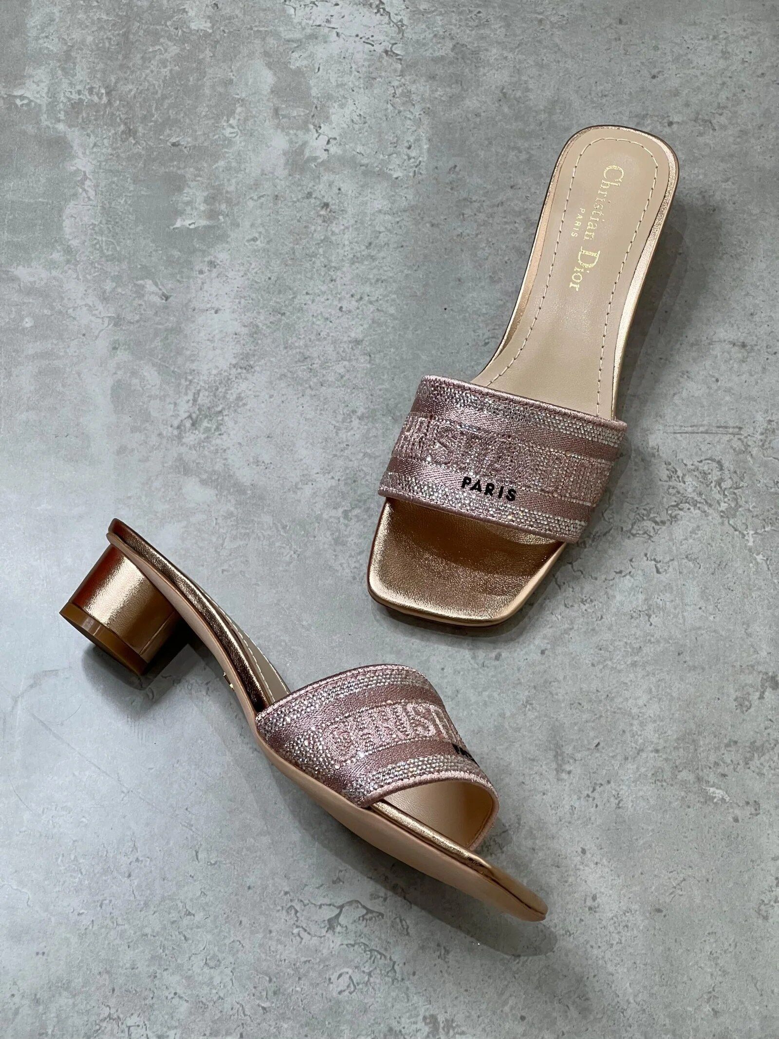 Dior