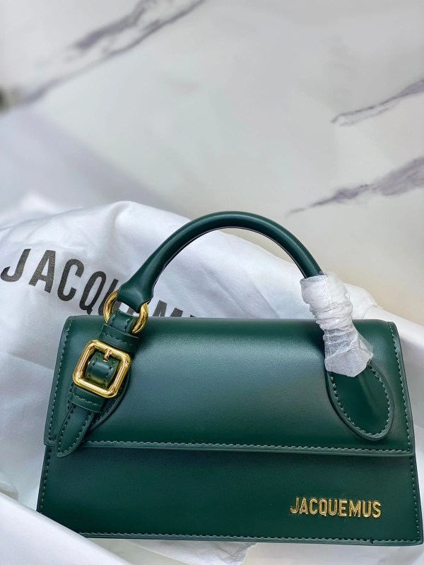 JACOUEMUS