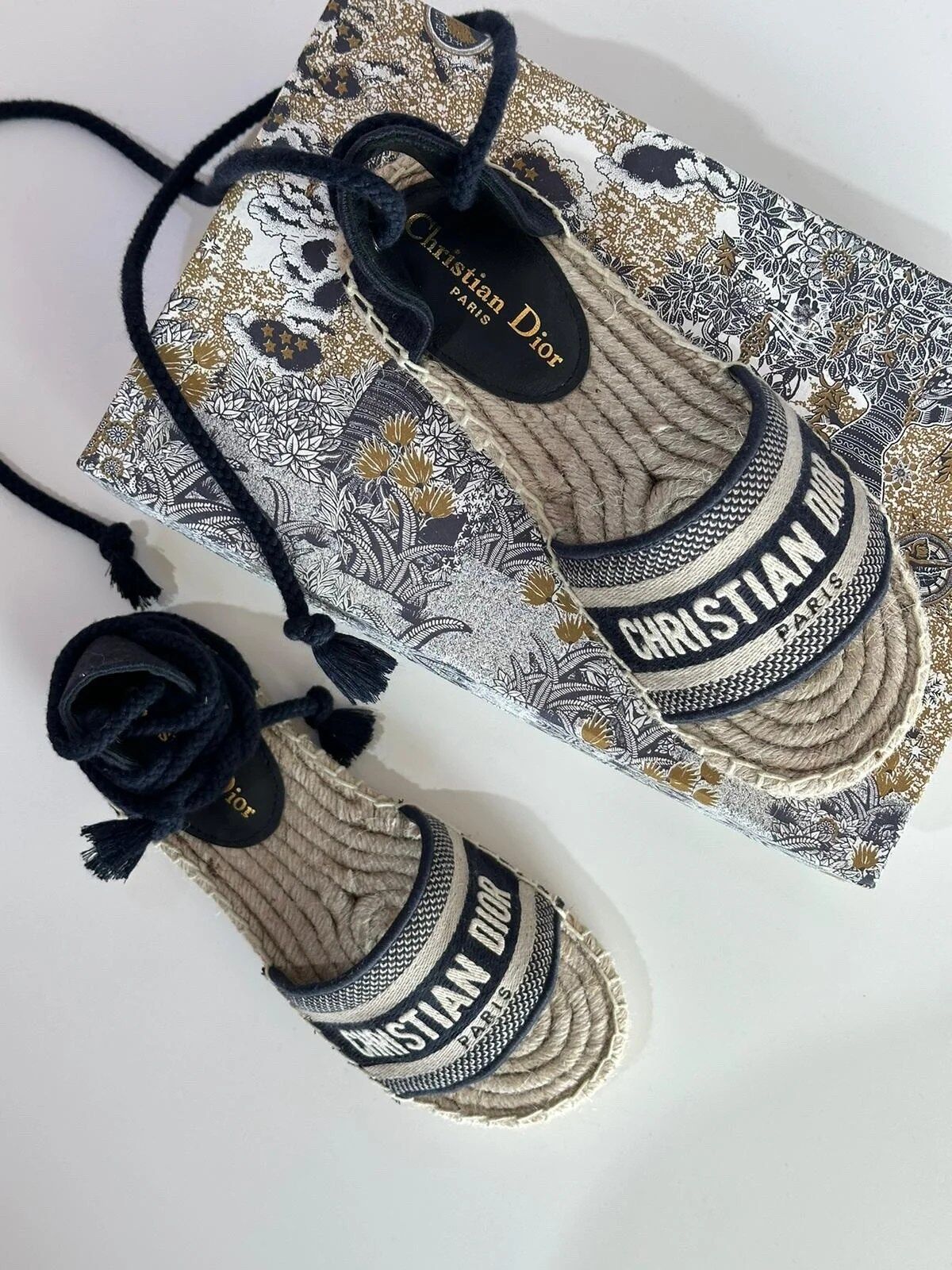 Dior